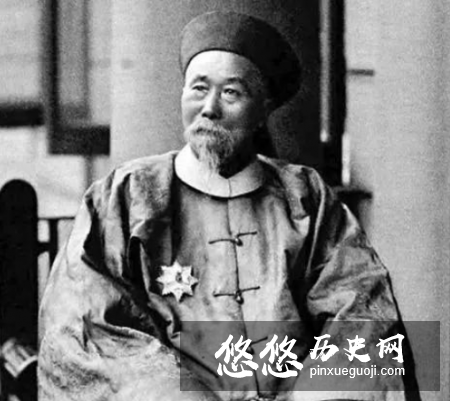 此人是清末权臣，比和珅聪明留丰富资产给后代