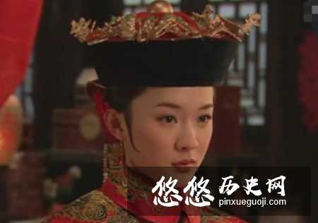 乾隆当了60年皇帝之后,恋不舍退居幕后当太上皇,嘉庆才登基称帝