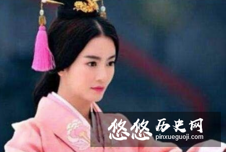 宠妃被太后照顾周全，太后一死，她就被后宫妃子害了