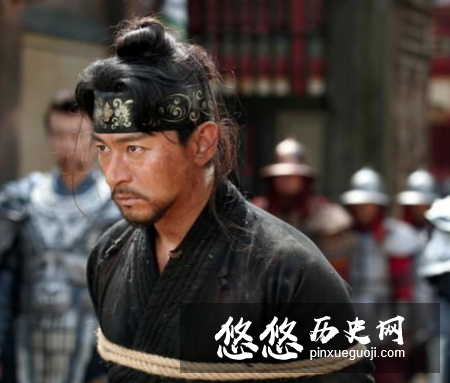 李林甫为什么积极推行让非汉人将领担任藩镇节度使？
