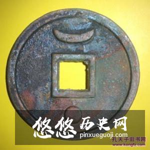 他是清朝的顽童皇帝 他若是不早死大清朝早就危矣