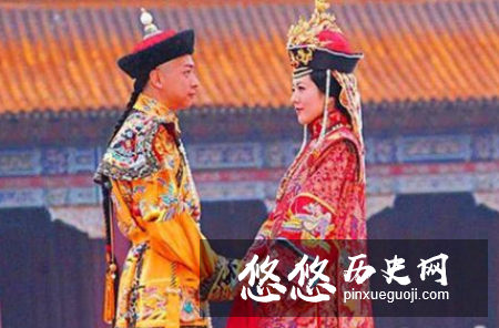 他是清朝的顽童皇帝 他若是不早死大清朝早就危矣