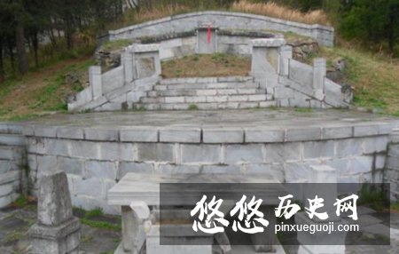 张廷玉为何落得“晚节不保”？究竟是谁把他推下了神坛？