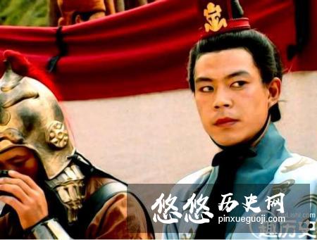 在赤壁之战前，刘备一直是颠沛流离的状态，诸葛亮为何建议刘备杀掉养子刘封？