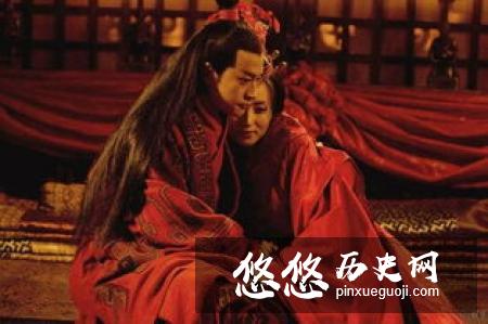 东哥一出生，算命先生就说：此女可兴天下也可亡天下