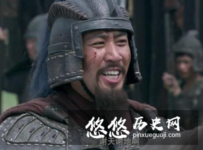 赤壁之战前为什么曹操会不惜一切代价将刘备置于死地呢