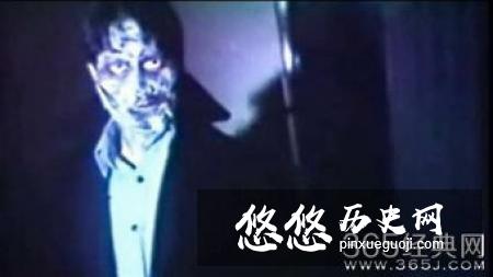 秀才赶考遇女尸 好心安葬后女鬼托梦告诉考题