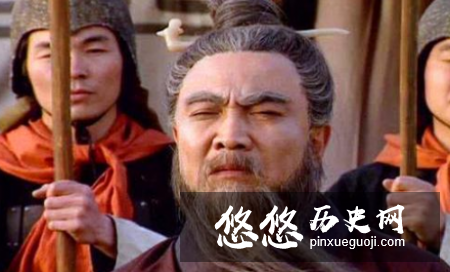 关羽来势汹汹逼得曹操想要迁都，为什么最后放弃了这个想法？