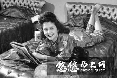 李莲英连夜从狗洞里爬出来 就为做这件事！