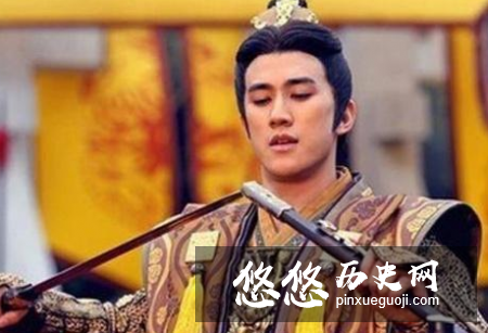 他身为唐代的一名小官 却因王爷打了八下连升八级