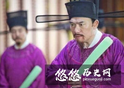 他身为唐代的一名小官 却因王爷打了八下连升八级