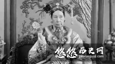 怎么评价慈禧的是非功过？慈禧对清朝的发展有贡献吗？
