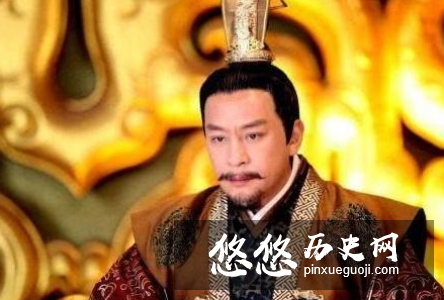 他身为唐代的一名小官 却因王爷打了八下连升八级