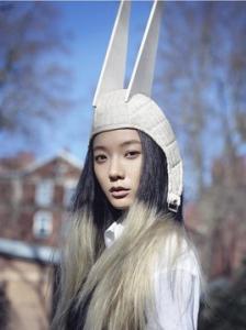 揭秘短命英雄的苦命妻：其真是一位奇女子！
