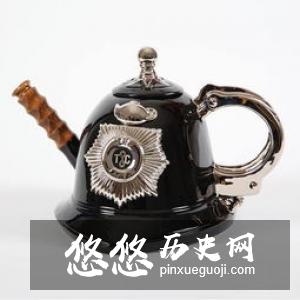 古代皇帝喝茶千奇百怪 竟在茶里放一块石头！