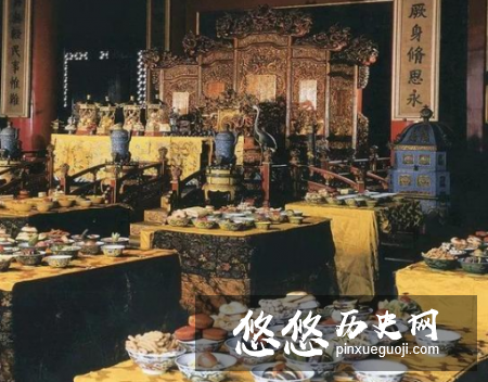 明清的皇帝吃些什么？明朝吃土拨鼠，清朝竟不知牛肉为何物？